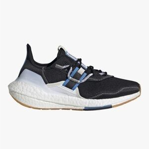 NWT adidas Women's Ultraboost 22 Running Shoes size 6 Black